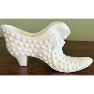 Vintage‎ Fenton White Milk Glass Hobnail Slipper Shoe with Draping Cat Head